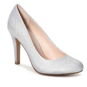 ❤️ Round Toe Low Heel Classics!